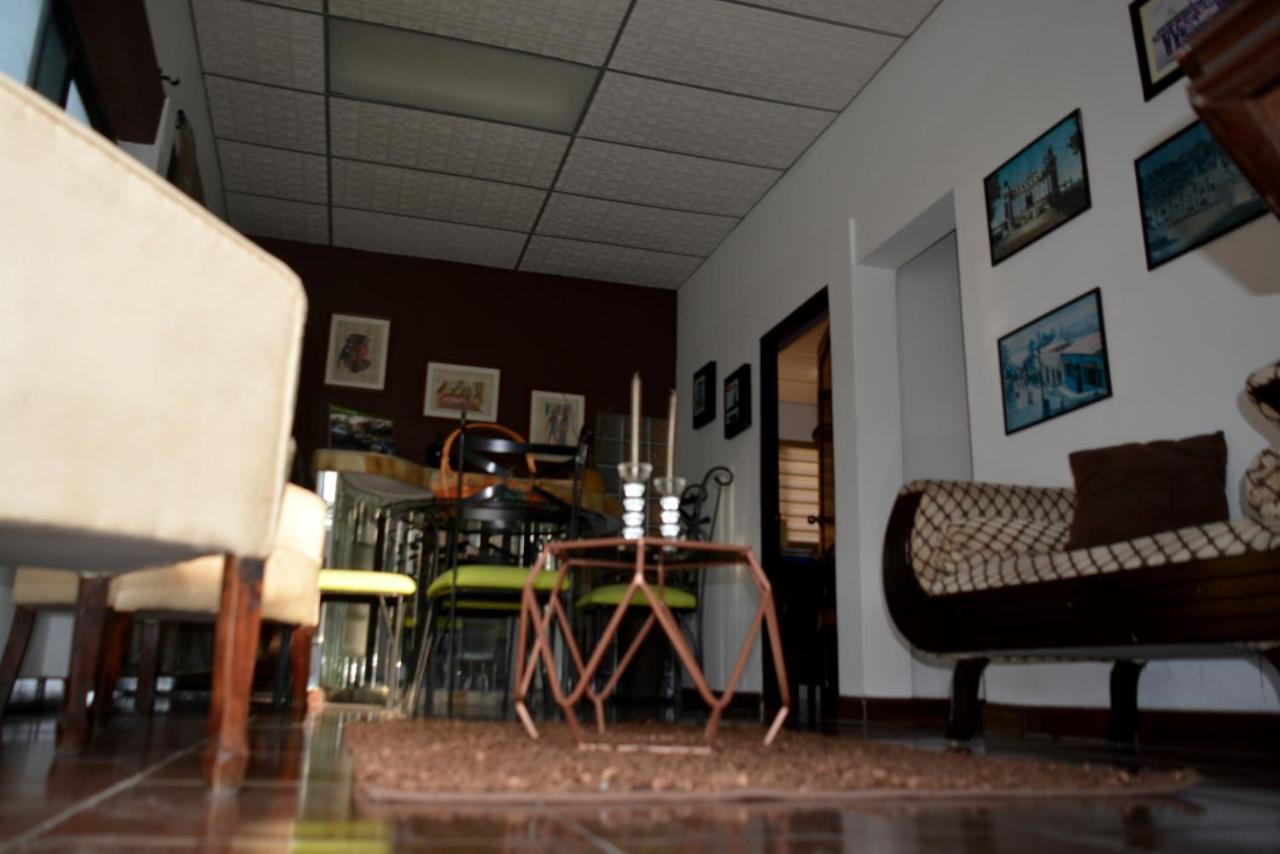Hostal Villa 97 Guayaquil Ngoại thất bức ảnh