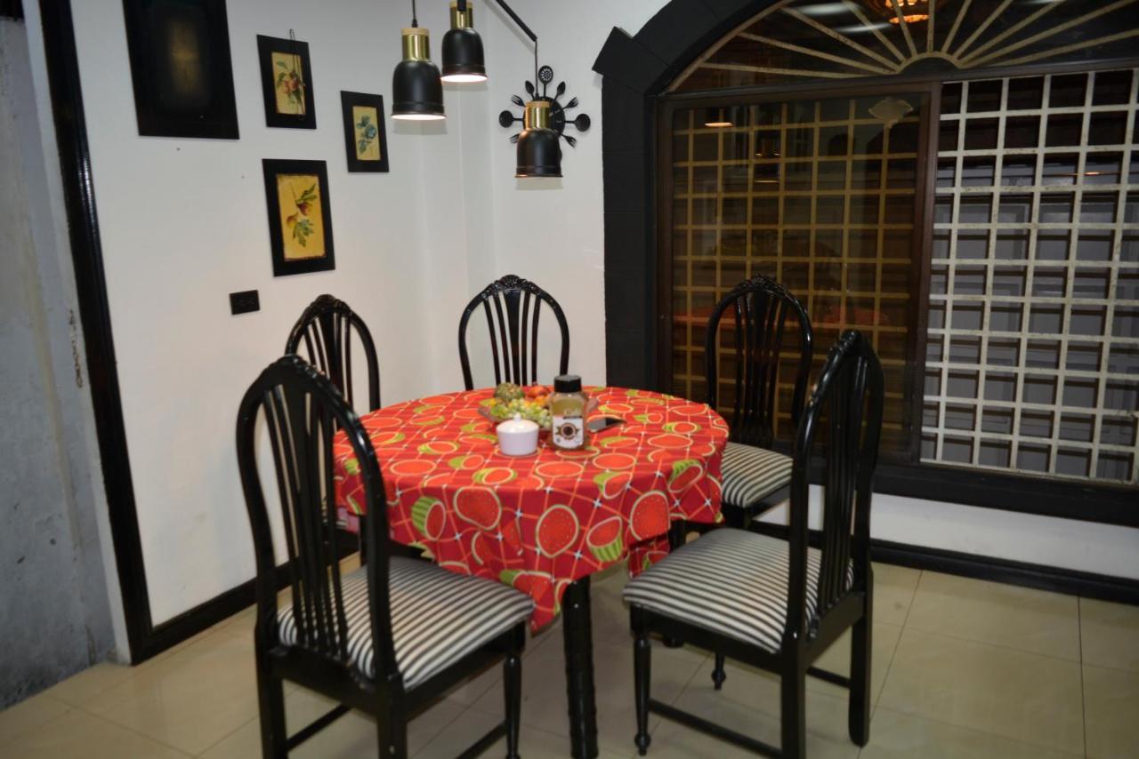 Hostal Villa 97 Guayaquil Ngoại thất bức ảnh