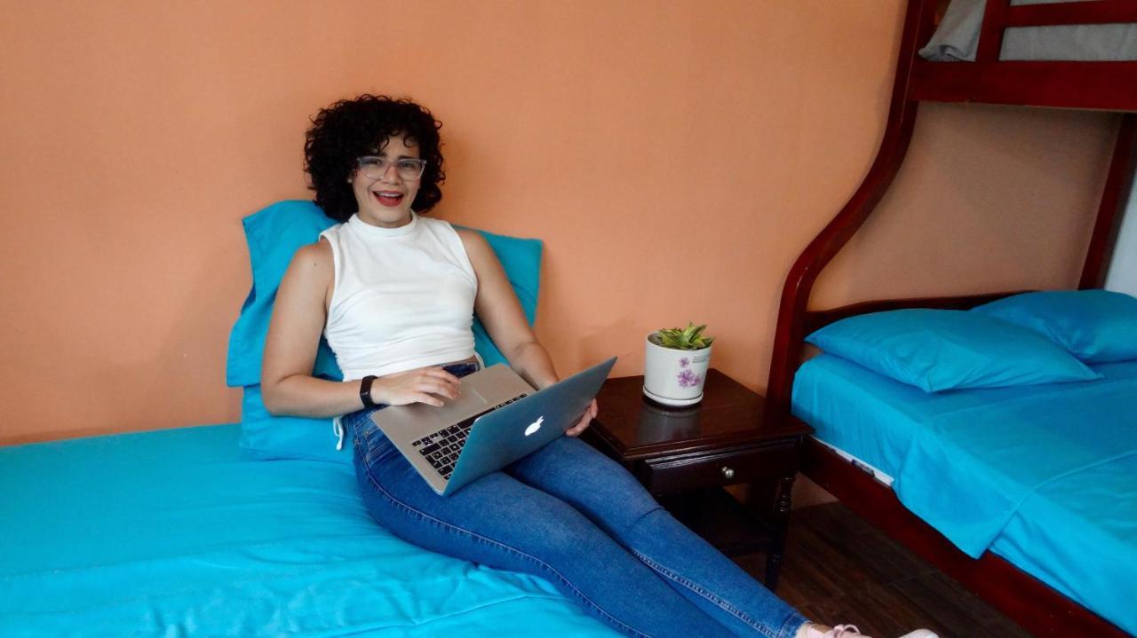 Hostal Villa 97 Guayaquil Ngoại thất bức ảnh